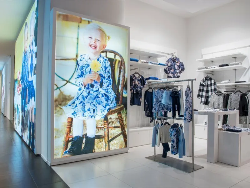 Tension Fabric LED Lightbox