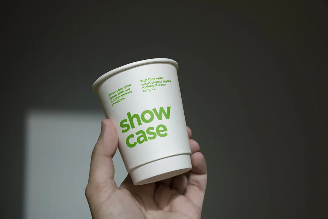 Custom printed paper cups with company logo for café takeaway drinks in Malaysia