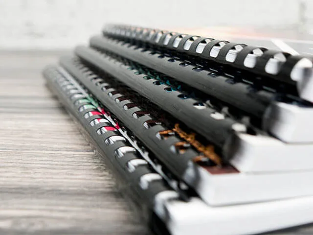 plastic comb book binding